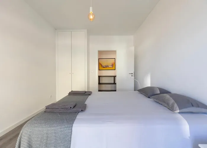 아파트 Comfort & Style W/ Sea View 세심브라